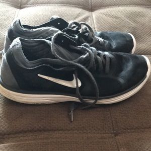 Size 10 black and grey Nike shoes!
